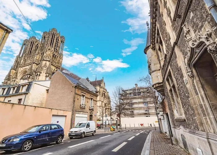 דירה Family Avec Vue Sur La Cathedrale De